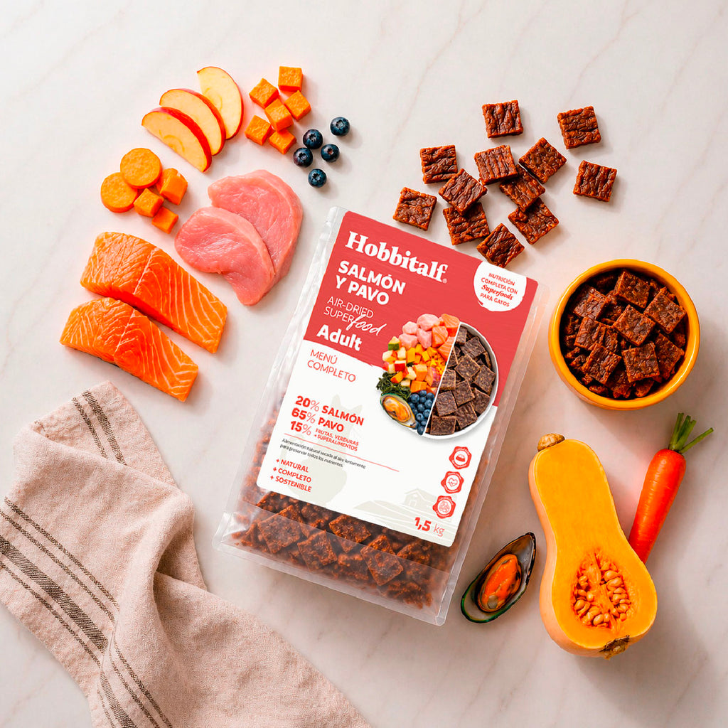 Menú Air-dried SUPERFOOD de Salmón y Pavo para gatos adultos